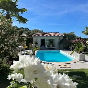 La Thomalie Crillon-le-Brave